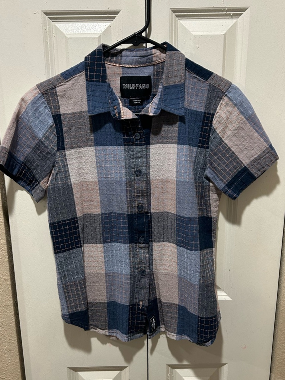 WILDFANG The Essential Chambray Button Up Shirt Textured , XS